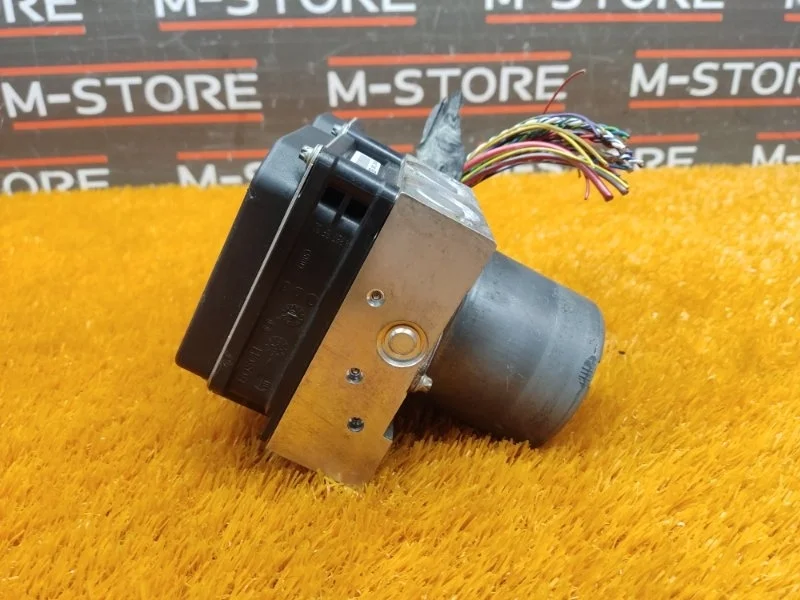 Блок ABS Bmw 5-Series 2003 34516767239 E60 M54B30 (306S3)