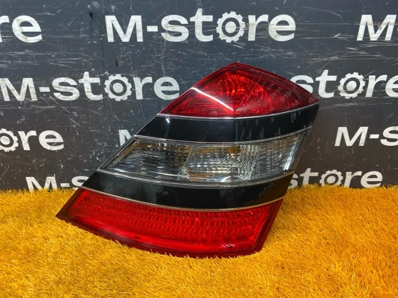 Фонарь задний Mercedes-Benz S-Class 2008 A2218200264 W221 273.961, правый