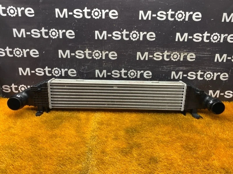 Интеркулер Mercedes-Benz C-Class 2010 A2045000000 W204 271.860