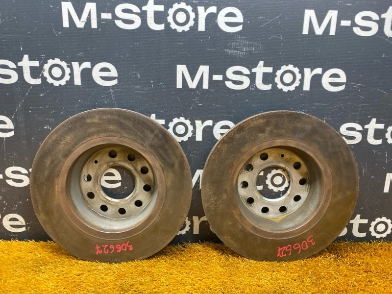 Диск тормозной Volkswagen Tiguan 2013 1K0615601AD 5N CTHD, задний