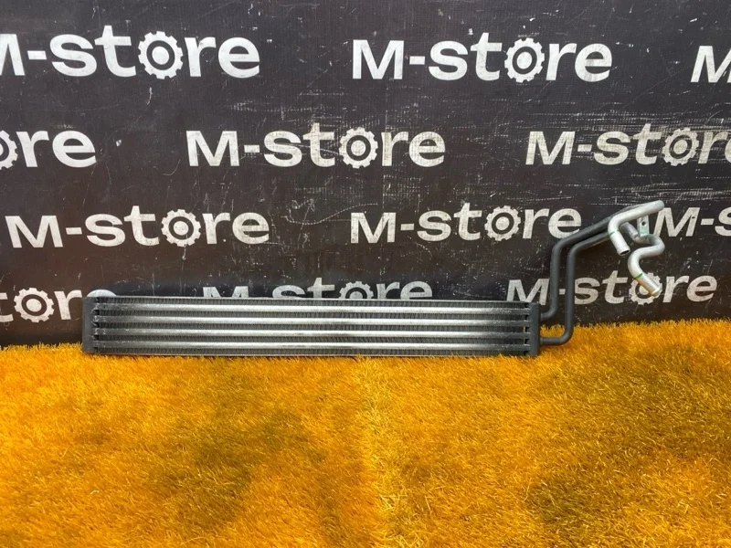 Радиатор гур Porsche Cayenne 2007 7L5422885C 957 M4801