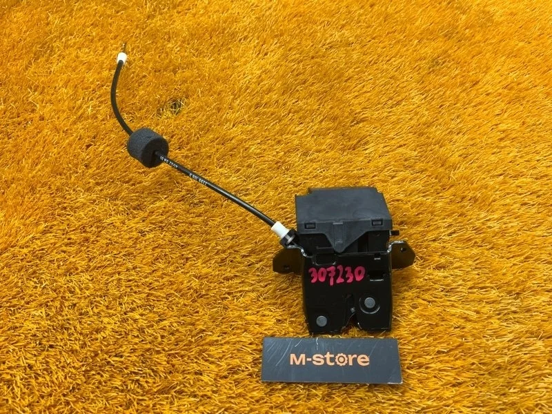 Замок багажника Mercedes-Benz E-Class 2002 A2037500085 W211 112.913