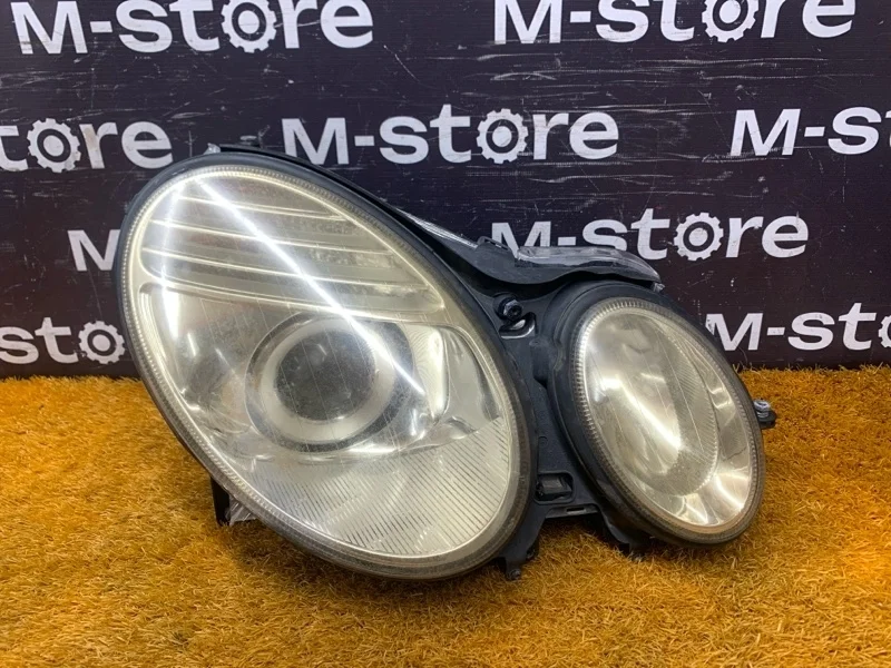 Фара Mercedes-Benz E-Class 2006 A2118205261 W211 642.920, правая