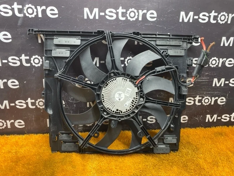 Вентилятор радиатора Bmw 7-Series 2011 67327594611 F01 N54B30A