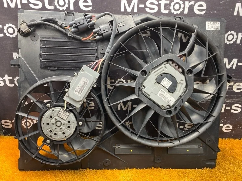 Вентилятор радиатора Volkswagen Touareg 2007 7L0121203G 7L BAR