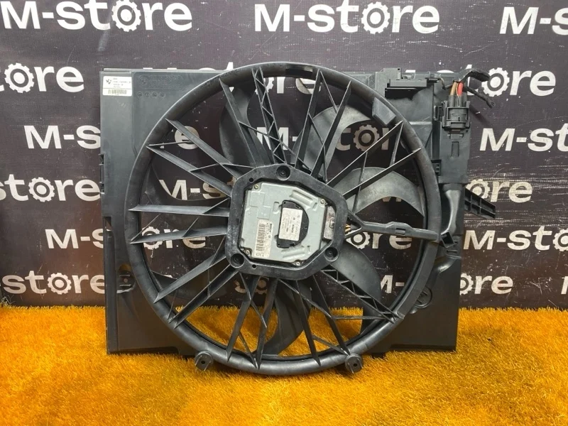 Вентилятор радиатора Bmw 7-Series 2003 17427524881 E65 N62B44A