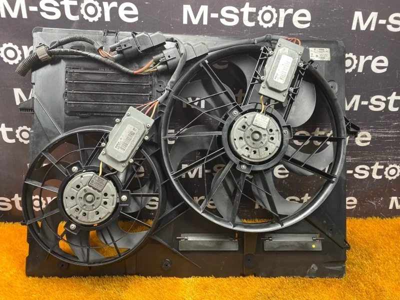 Вентилятор радиатора Porsche Cayenne 2007 7L0121203F 957 M4801