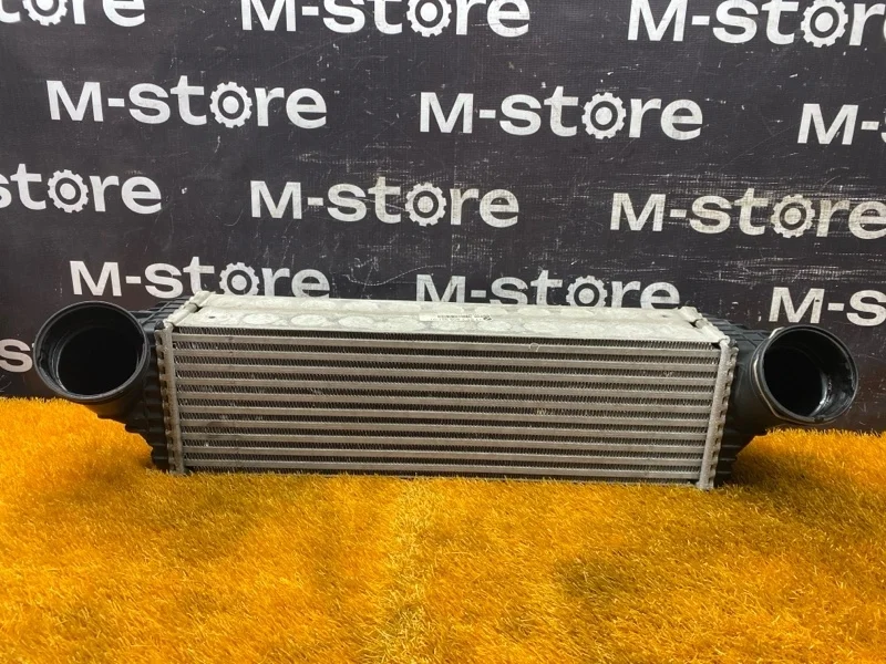 Интеркулер Bmw X6 2012 17517809321 E71 N55B30A