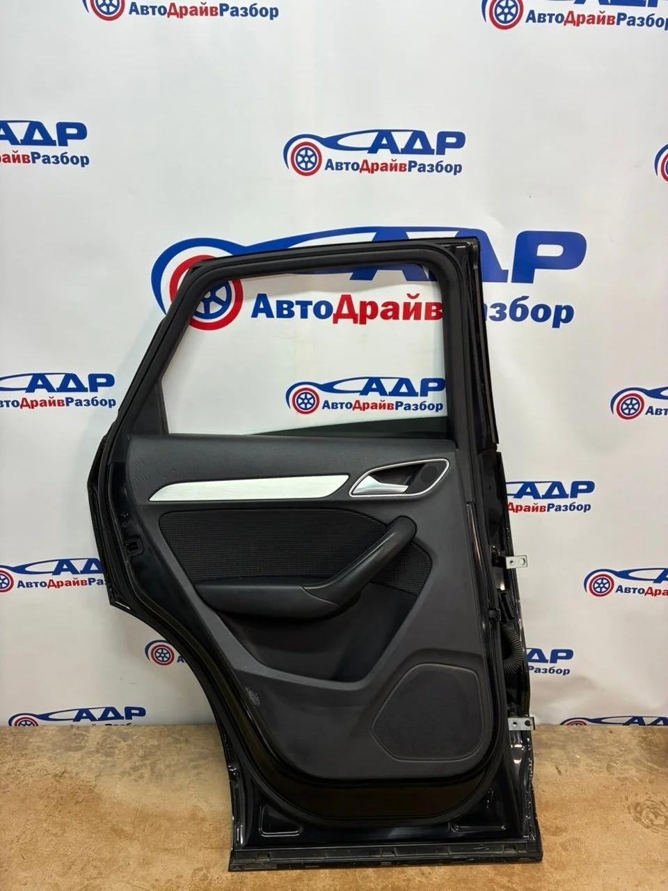 Дверь боковая Audi Q3 2012 8U0833051 8U CPSA, задняя левая