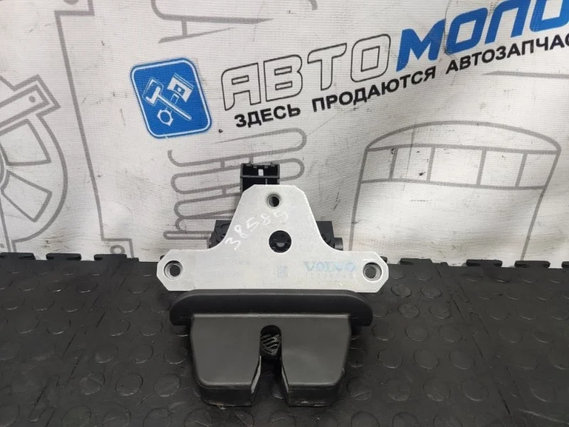 Замок багажника Volvo Xc60 2013—2017 31335045 DZ47 B4204T7