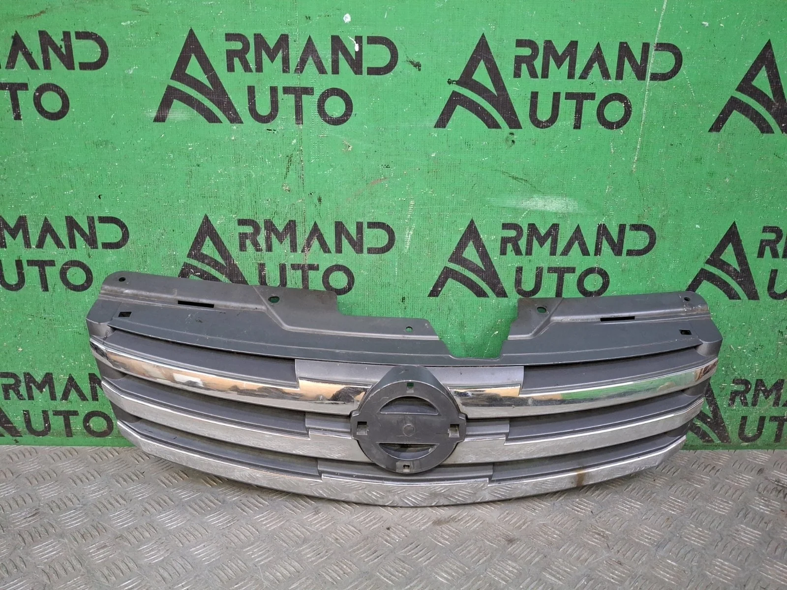 Решетка радиатора Nissan Almera 2012-2018 G15