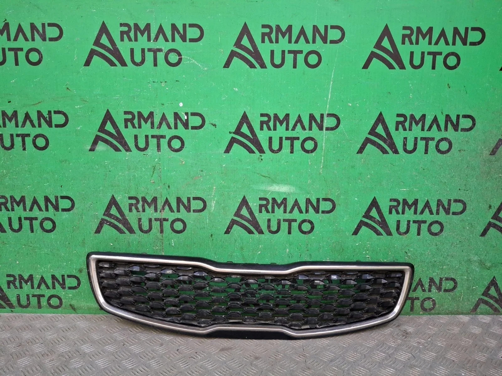 Решетка радиатора KIA Cerato 2016-2019 3