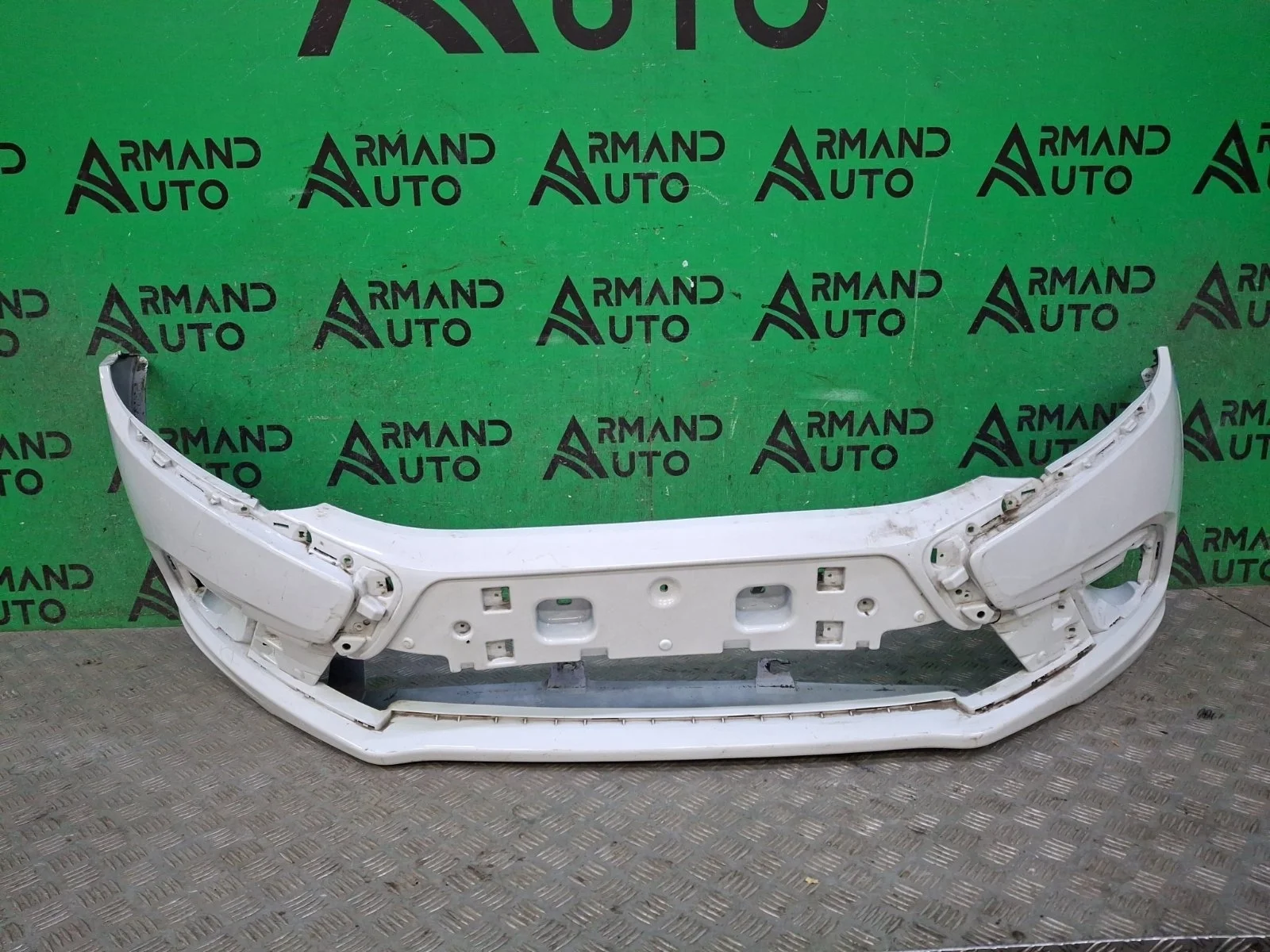 Бампер Lada Granta 2018-нв