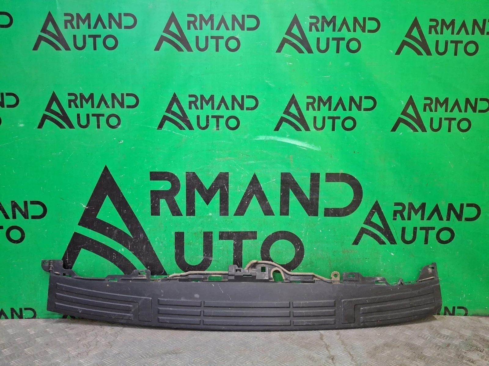 Накладка бампера верхняя Toyota Land Cruiser Prado 2009-нв 150