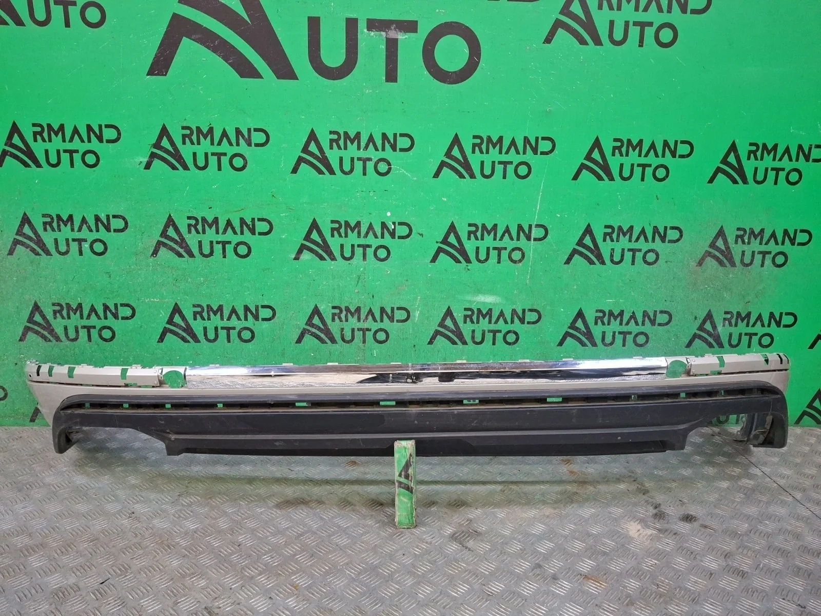 Юбка бампера Volkswagen Touareg 2018-нв 3