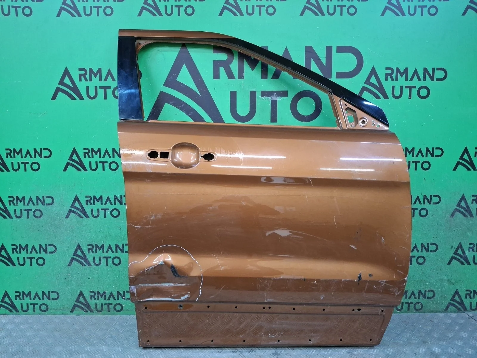 Дверь Ford Explorer 2010-2019 5 U502