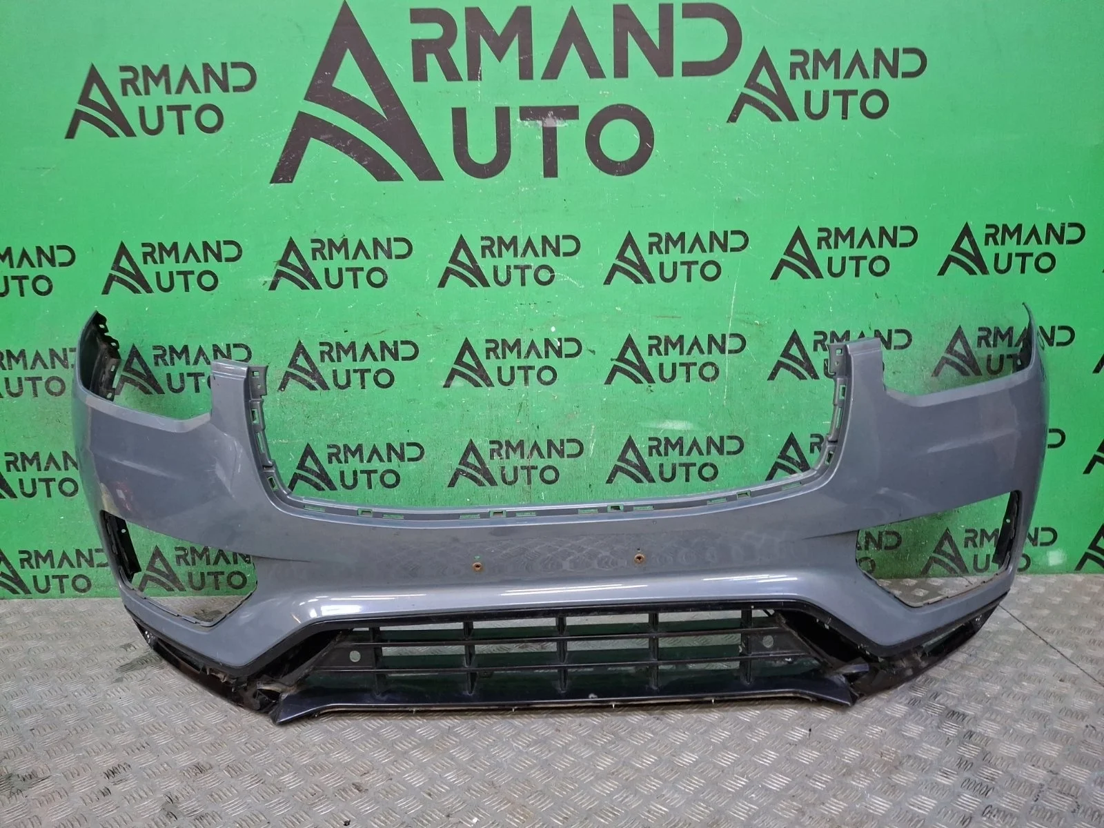 Бампер Volvo XC90 2019-нв