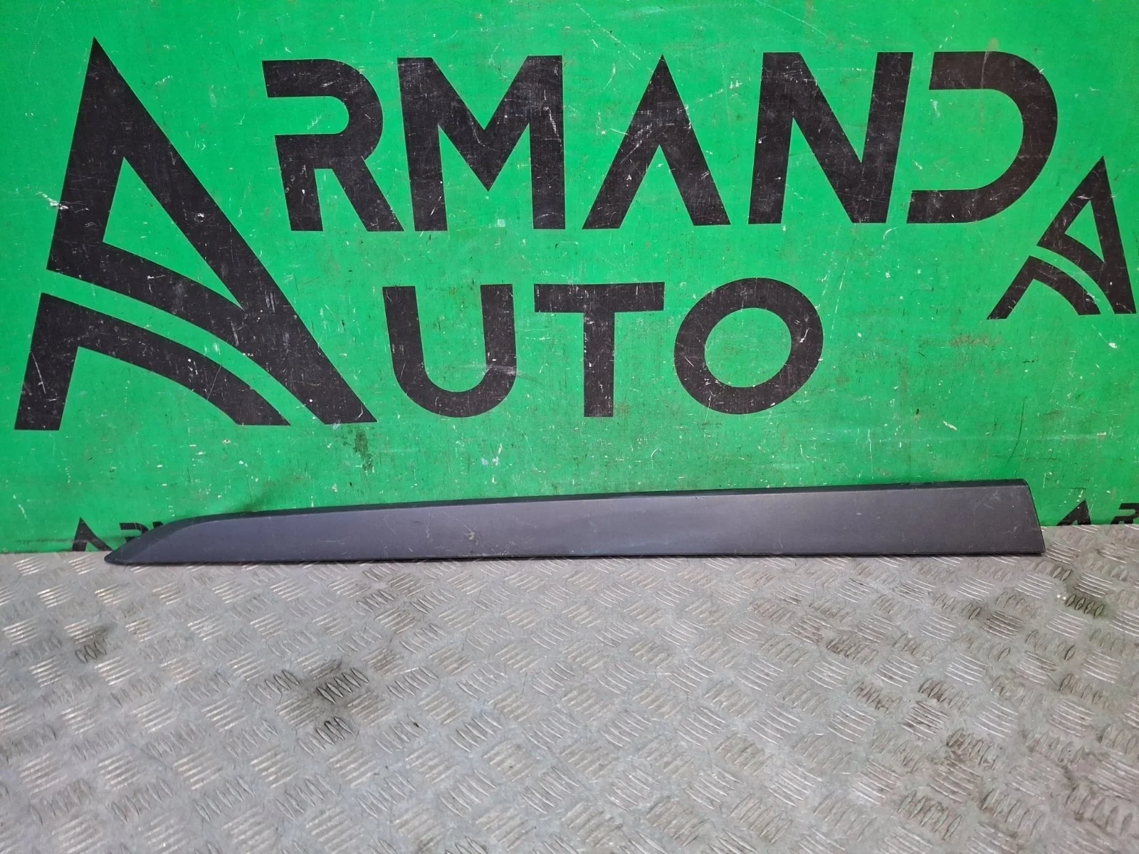 Молдинг двери KIA Rio 2017-нв 4 FB