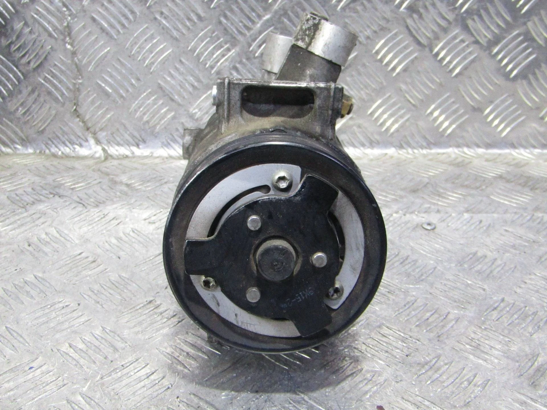 компрессор кондиционера Volkswagen Golf 6