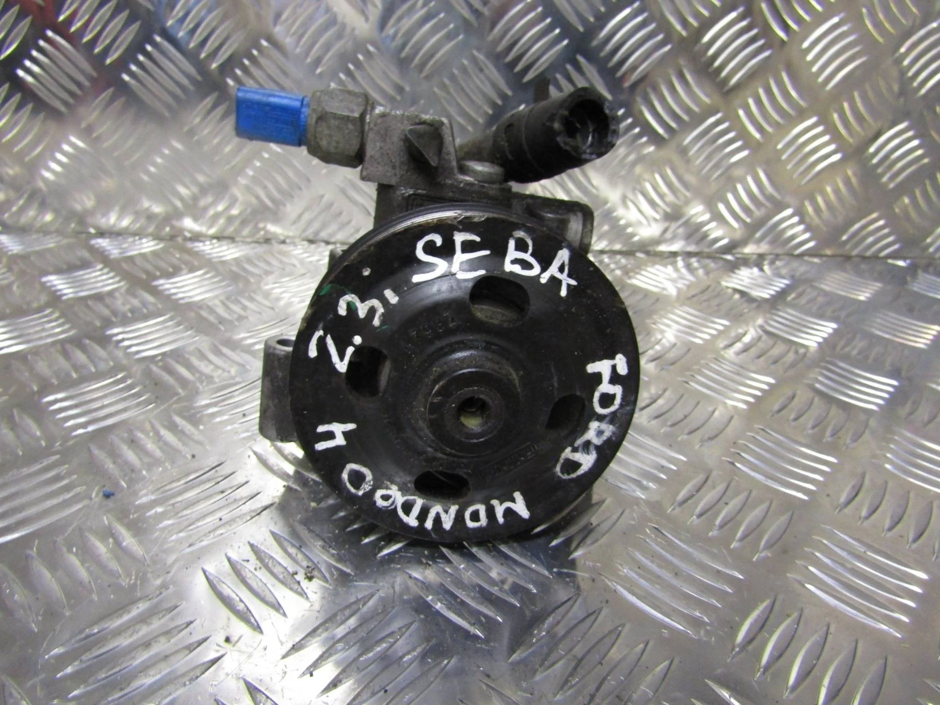 насос гидроусилителя руля Ford Mondeo 4