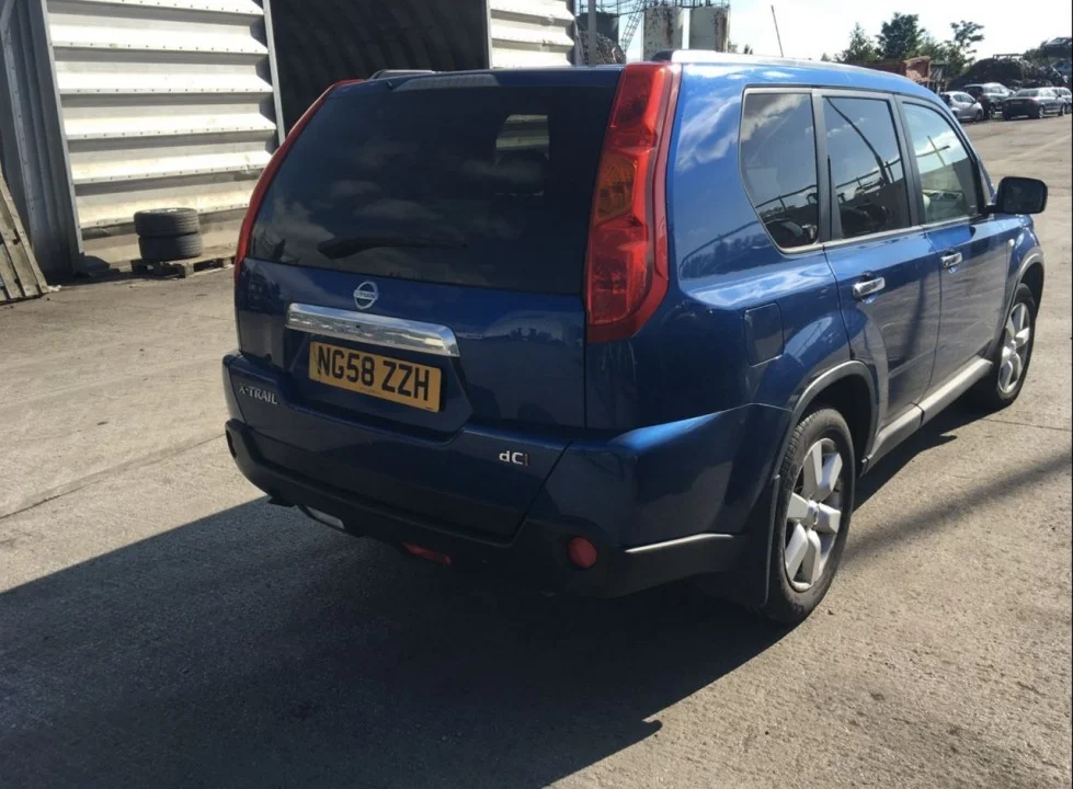 Продажа Nissan X-Trail 2.0D (150Hp) (M9R) 4WD AT по запчастям