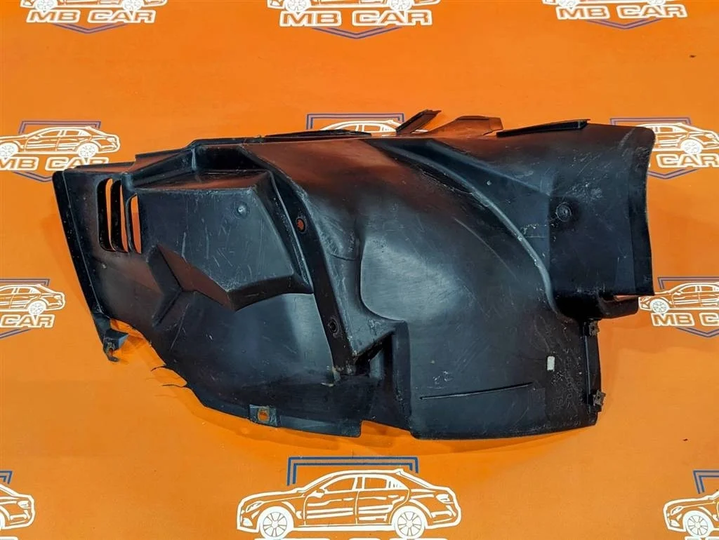 Подкрылок передний левый, передняя часть Mercedes-Benz