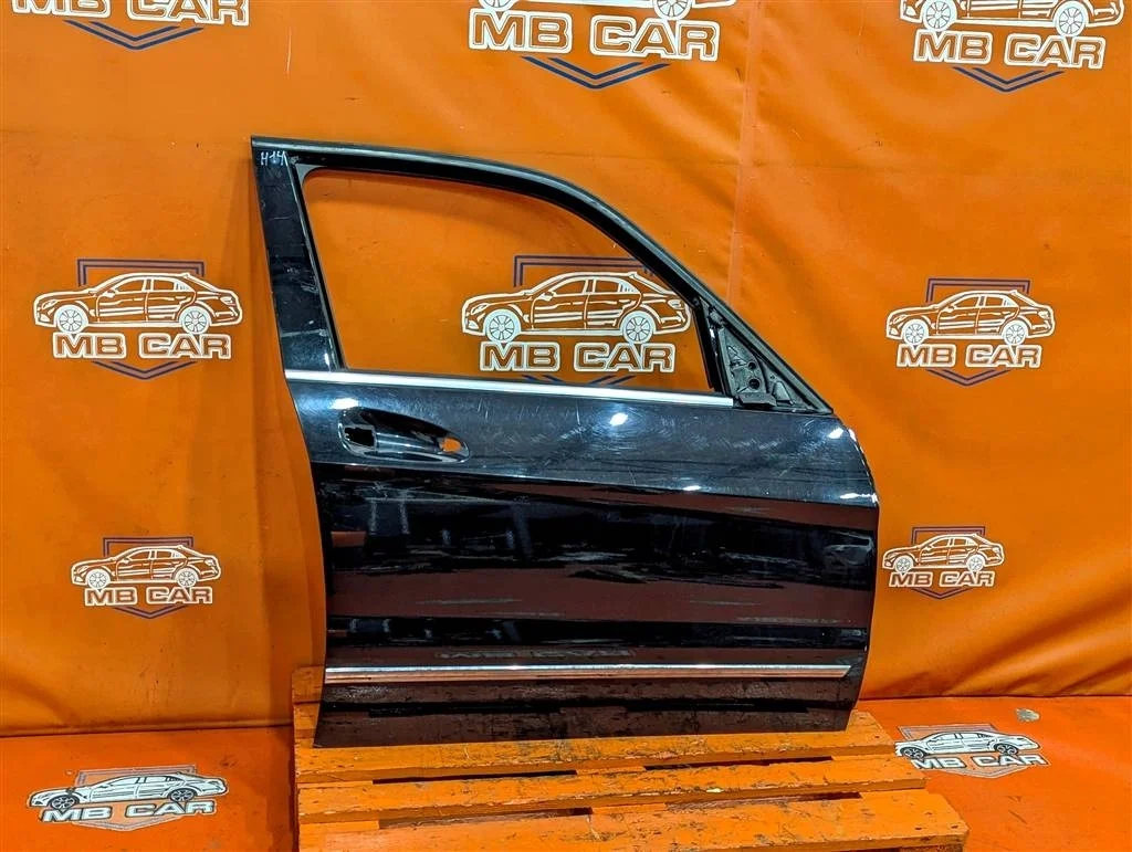 Дверь передняя правая Mercedes-Benz