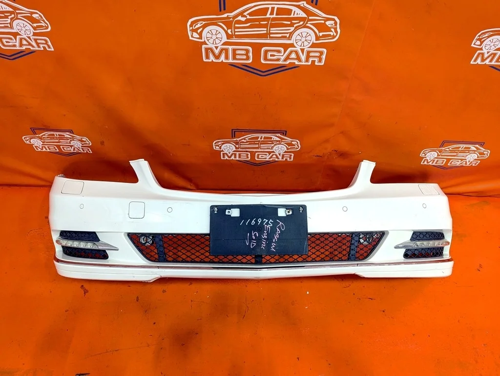 Бампер передний Mercedes-Benz