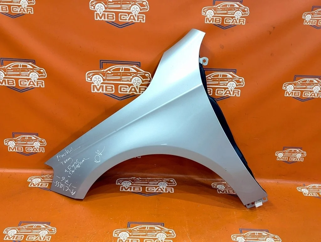 Крыло переднее левое Mercedes-Benz