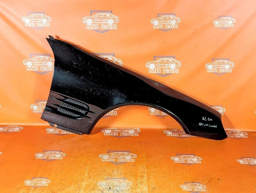 Крыло переднее правое Mercedes-Benz