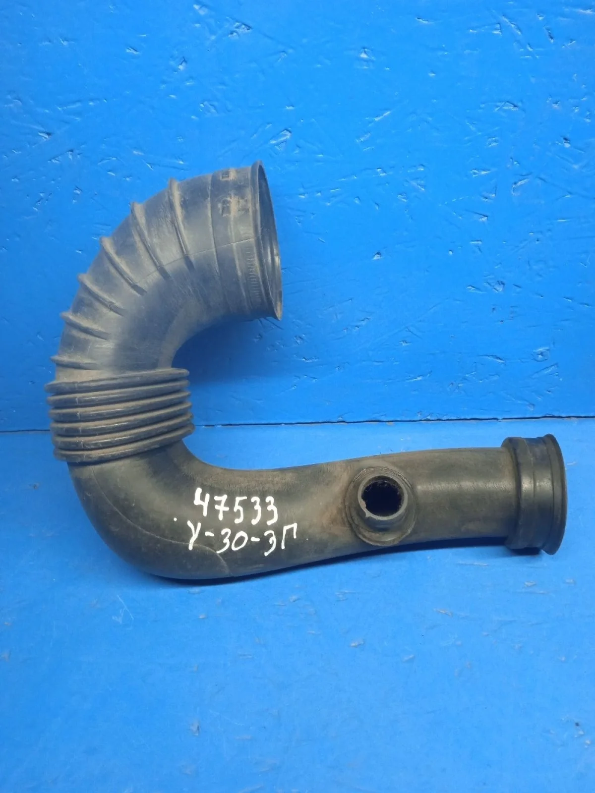 Патрубок интеркулера Mercedes Е211