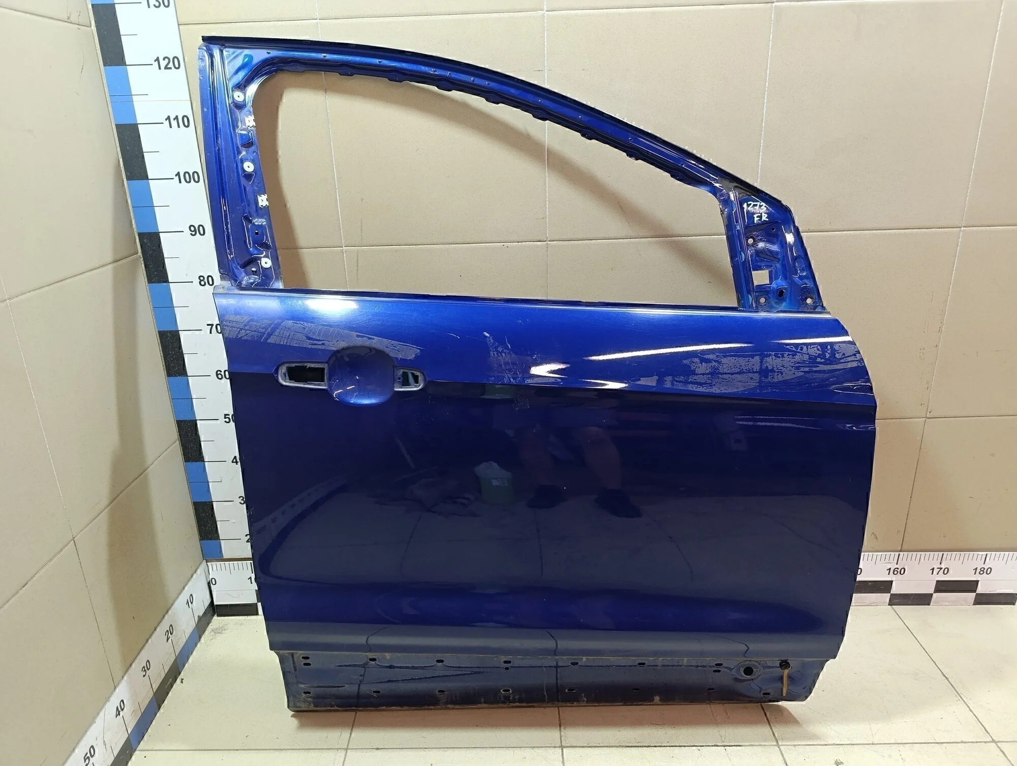 Дверь передняя правая Kuga 2012>