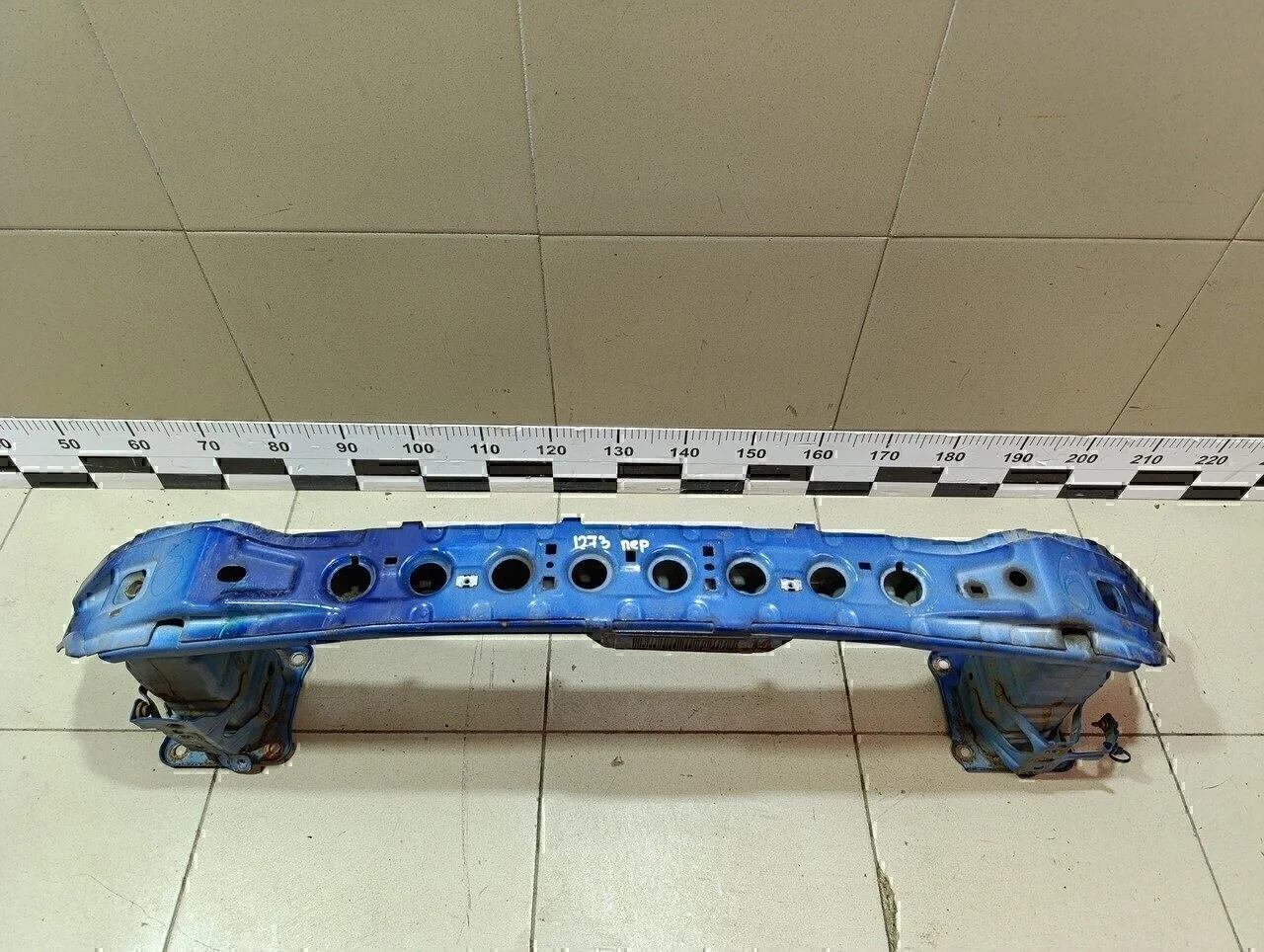 Усилитель переднего бампера Kuga 2012>