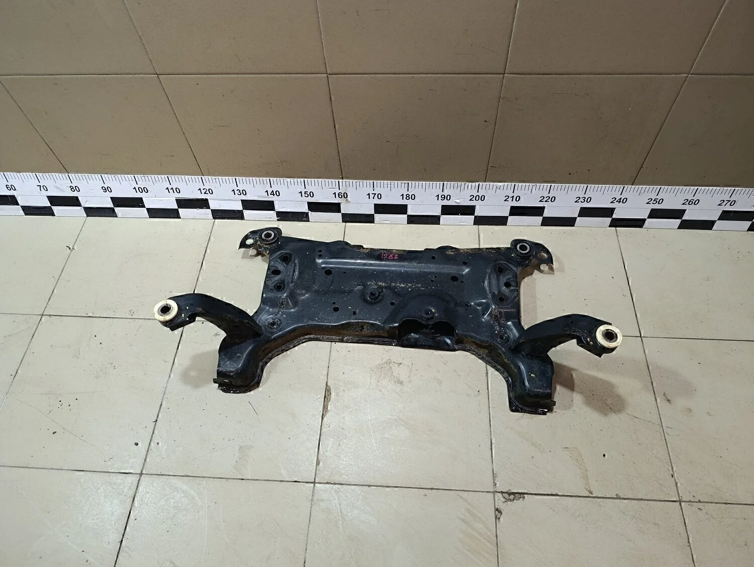 Балка подмоторная Focus III 2011>