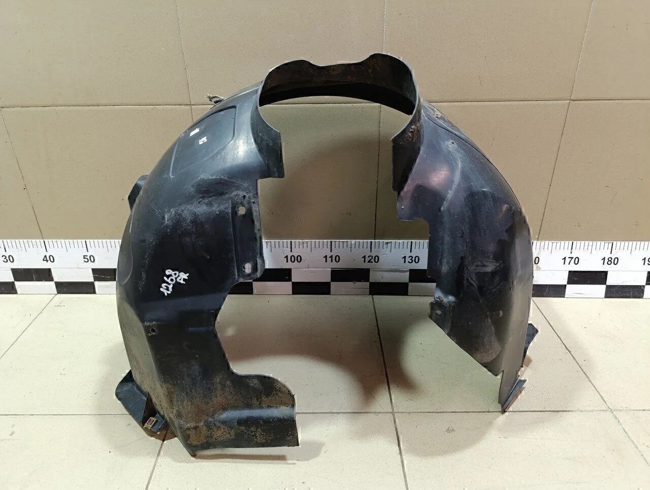 Локер передний правый Focus III 2011>