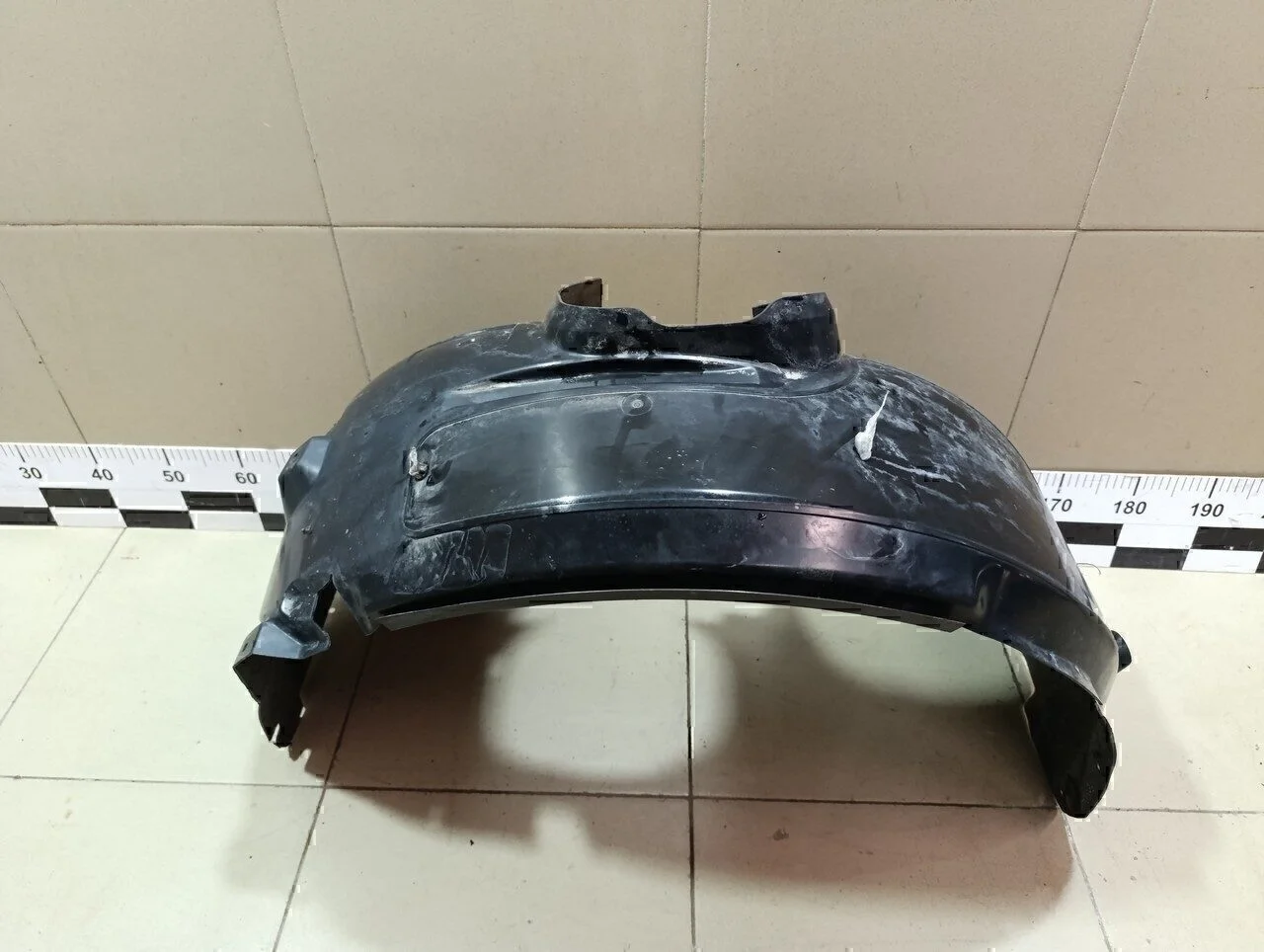 Локер передний левый Focus III 2011>