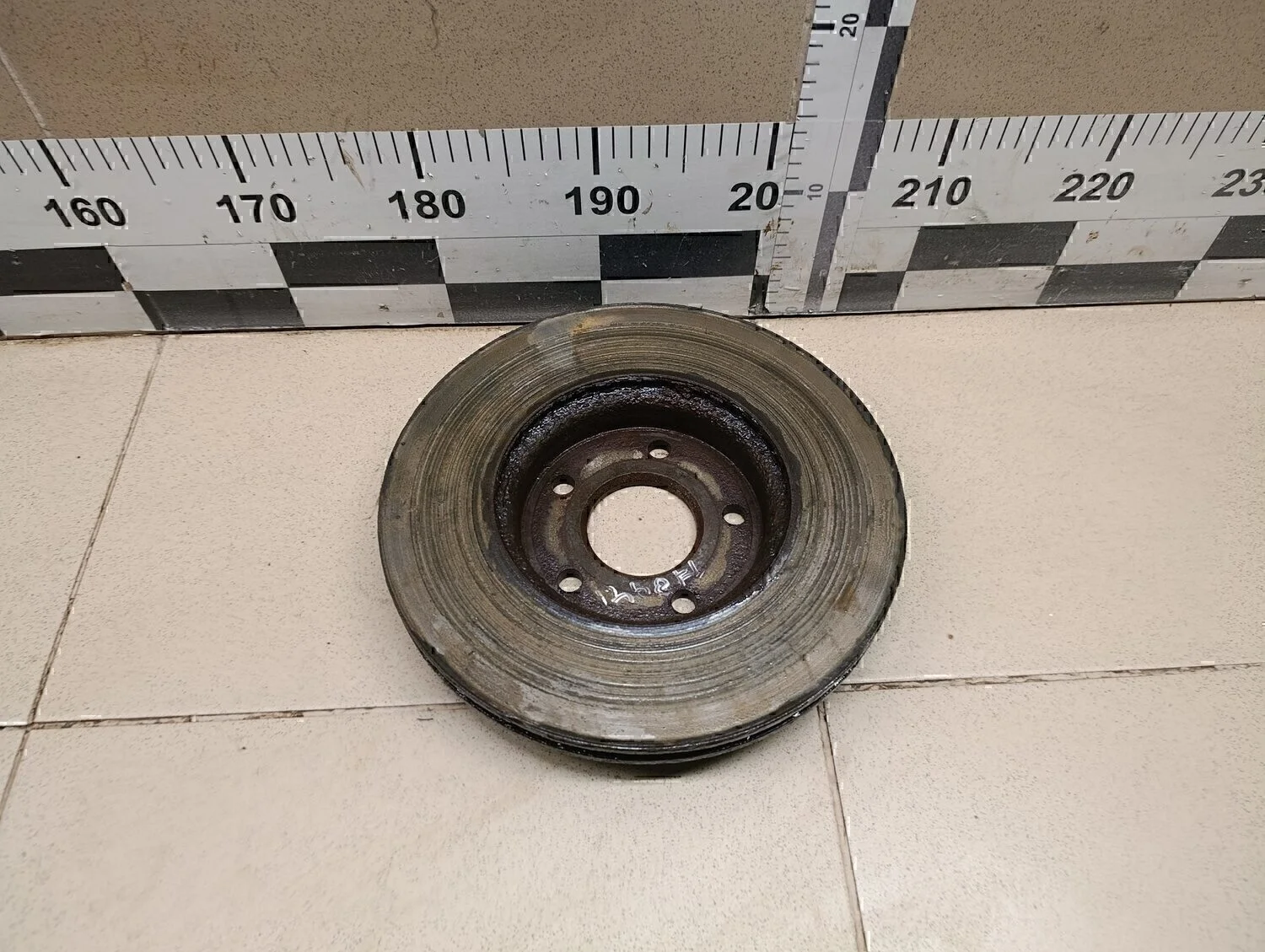 Диск тормозной передний вентилируемый Focus III 2011>