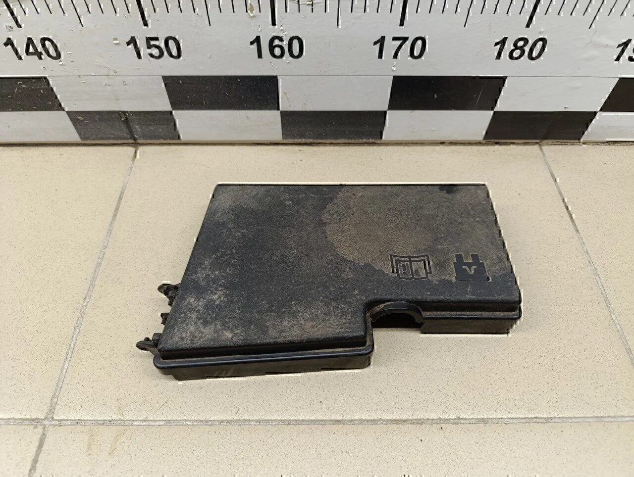 Крышка блока предохранителей Focus III 2011>