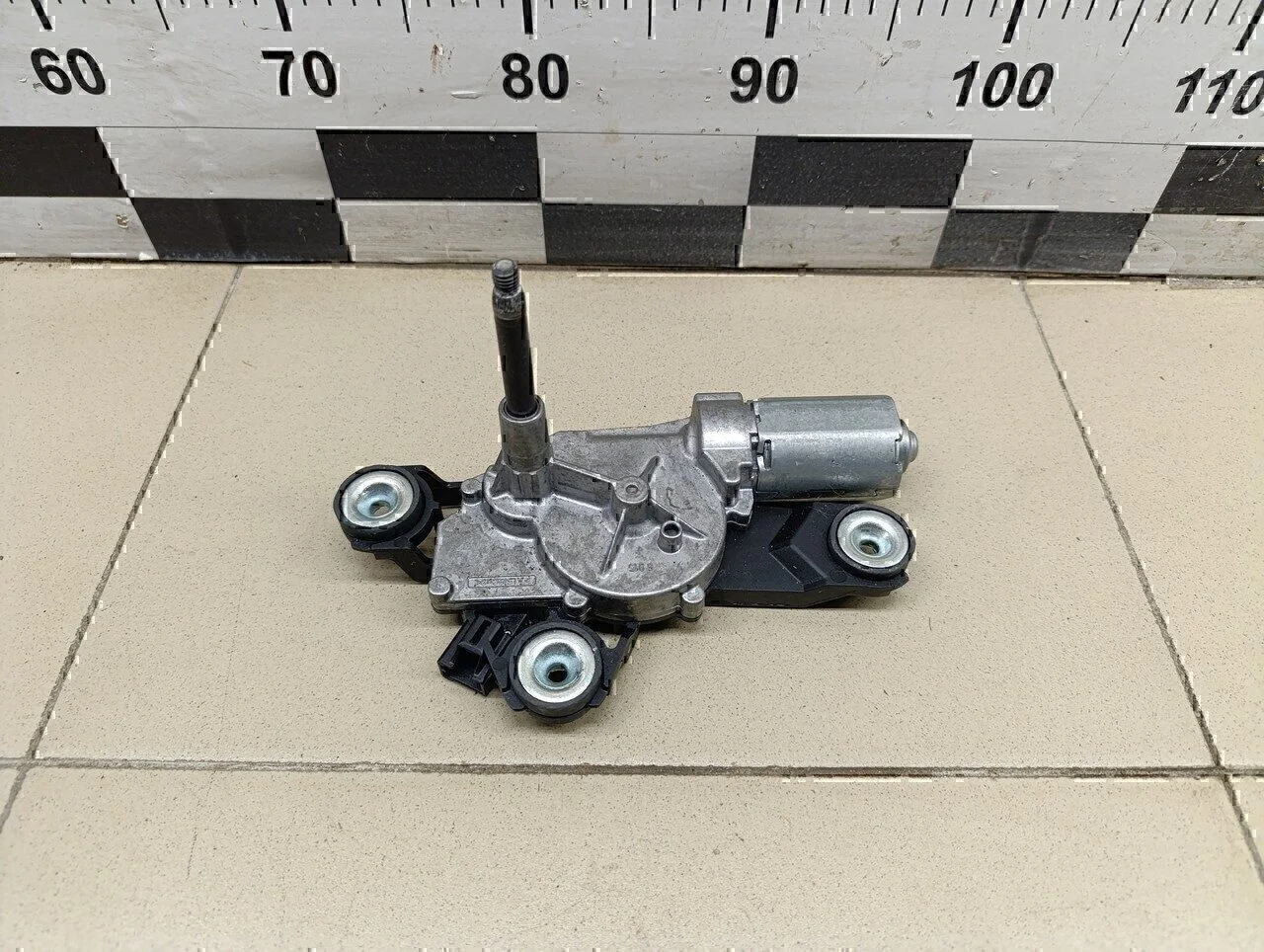 Моторчик стеклоочистителя задний Focus III 2011>