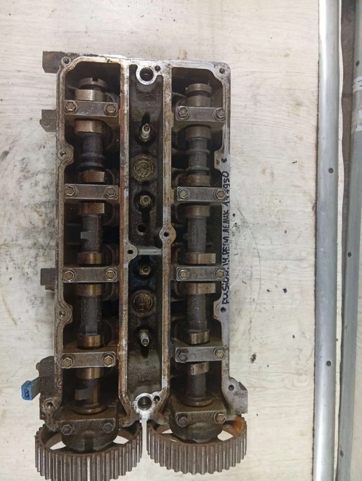 Головка блока цилиндров Ford Fusion I (2002—2005)