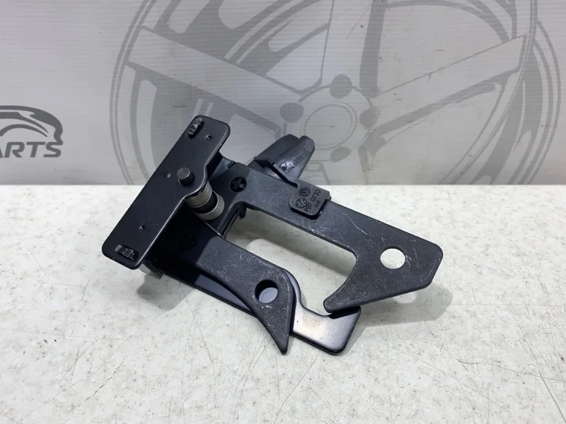 Крюк капота Mercedes-benz ML W166