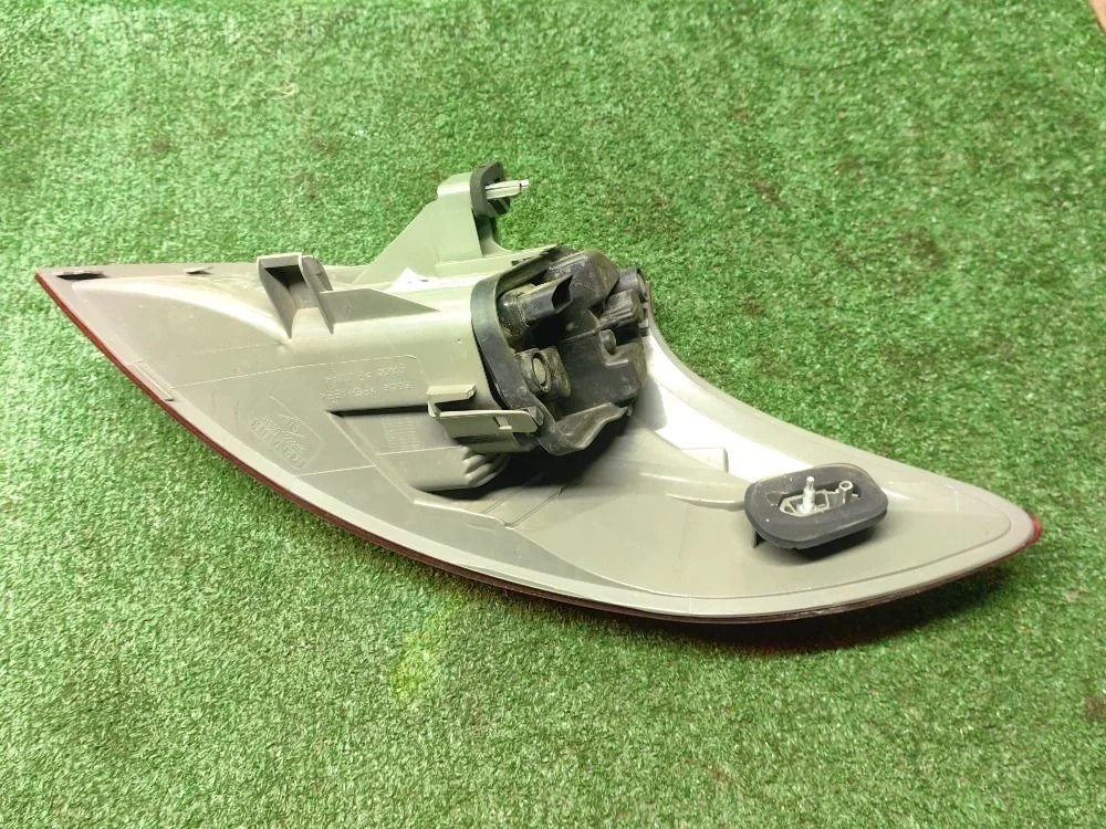 Фонарь задний левый Renault Megane III