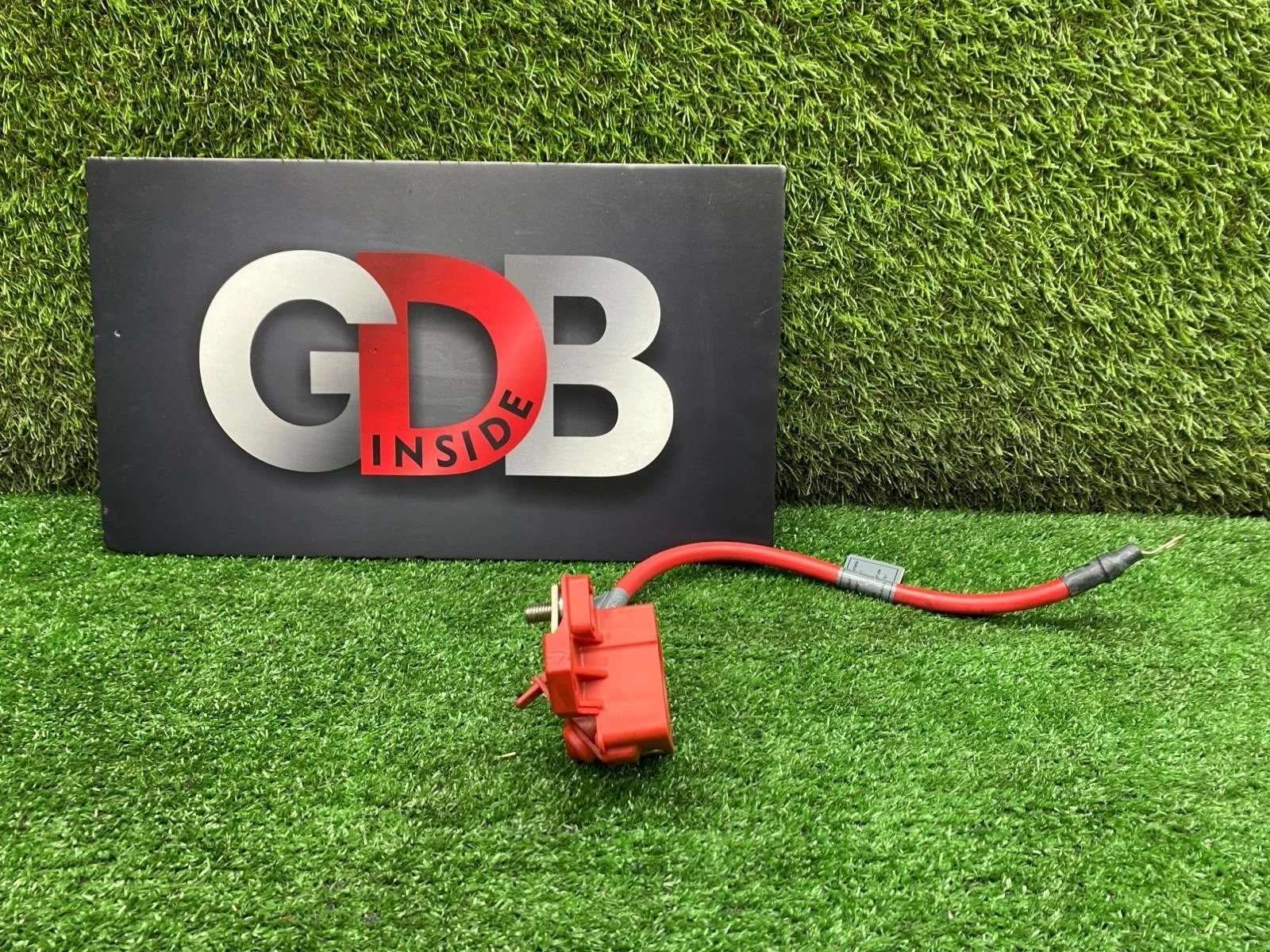 Плюсовой провод аккумулятора BMW 3 series 22.08.2007 61129217031 E92 N54B30A