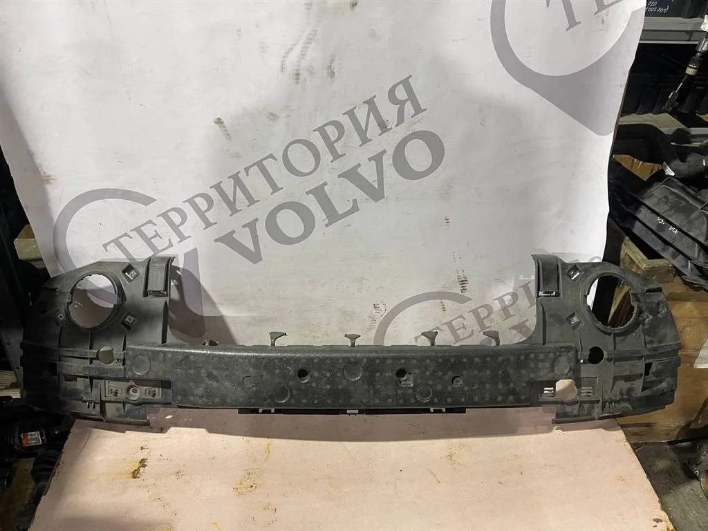 Панель передняя