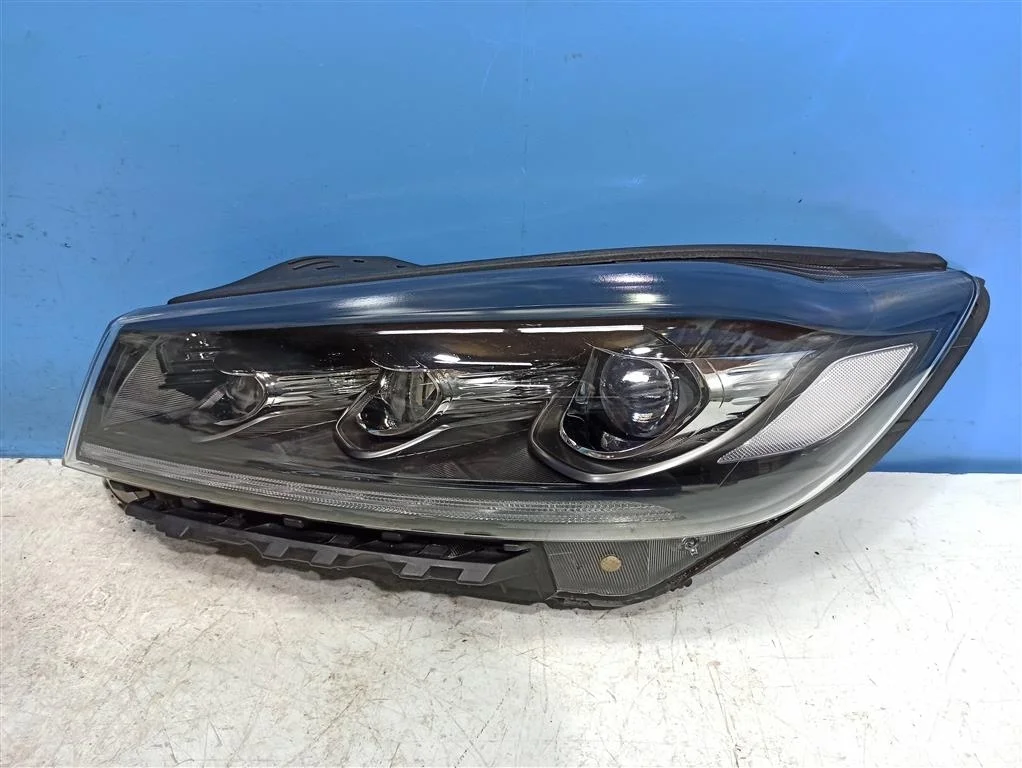 фара Kia Sorento 3 Prime 2017-2020