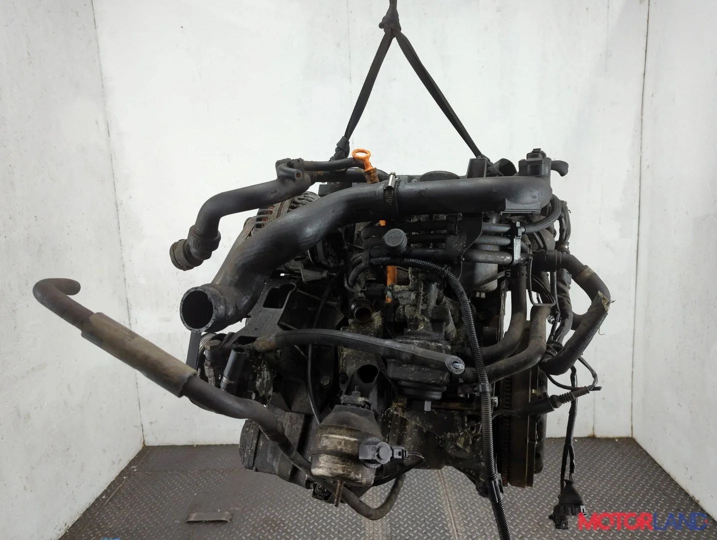 Двигатель (ДВС) Audi A4 (B6) 2000-2006 КПП 5-ст.мех.(МКПП) AVB Дизель 1.9 л TDI