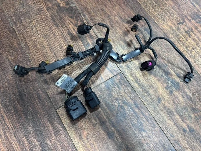 Проводка форсунок AUDI a4 B8