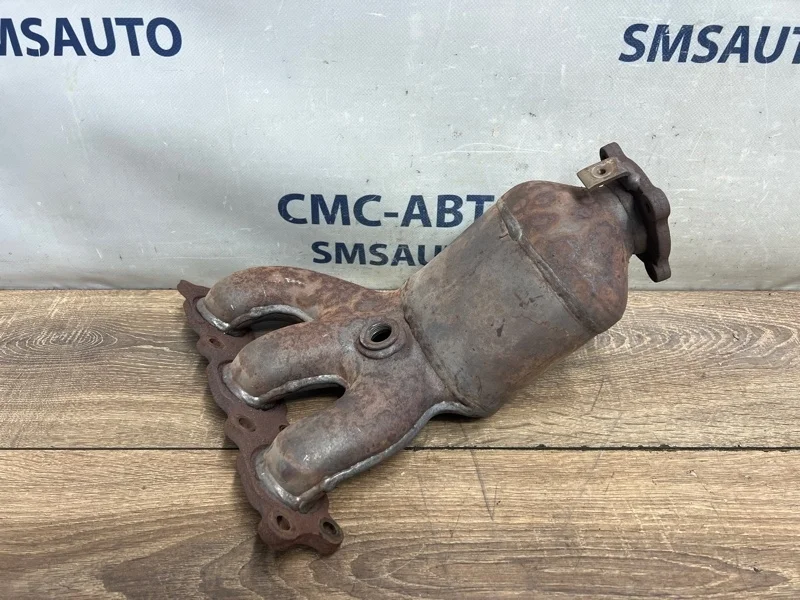 Катализатор Volvo XC90 36000170 XC90 3.2, передний левый