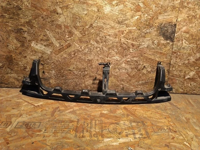 Кронштейн бампера Volkswagen Passat 2002 3B5