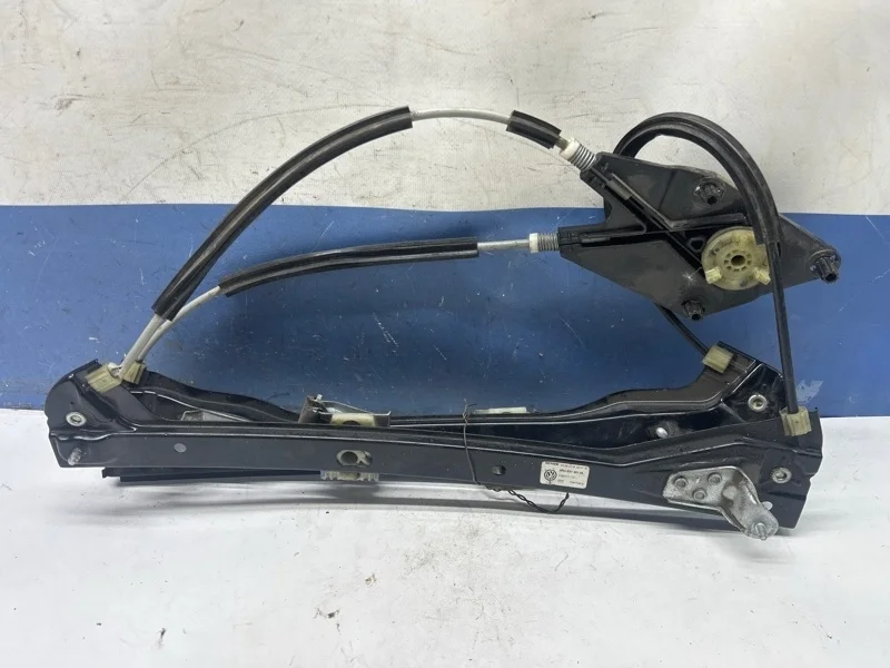 Стеклоподъемник Volkswagen Polo Sedan 2011-2020 6RU837461M, передний левый